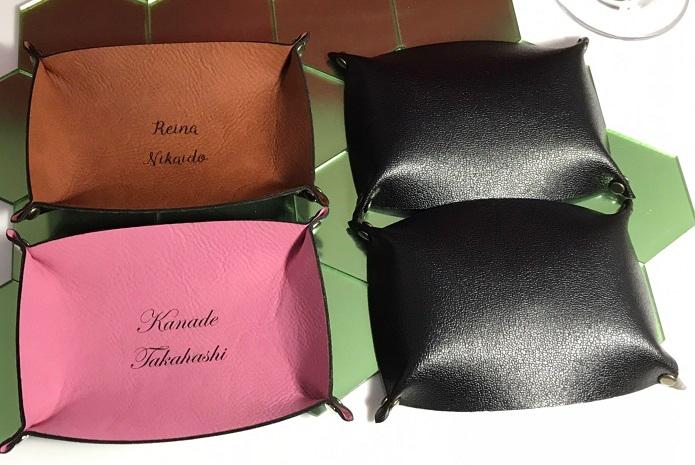 席札にもなるアクセサリートレイ　名刺サイズ【名入れ無料】 | 3枚目